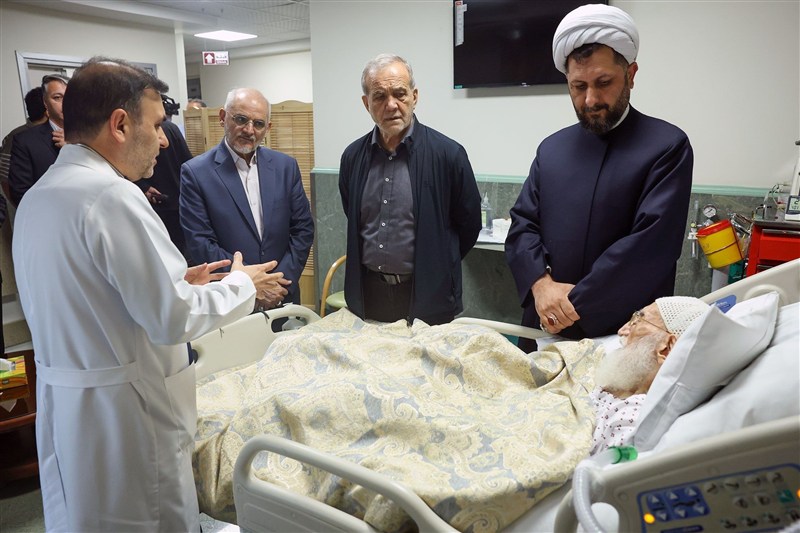 عیادت پزشکیان از آیتالله العظمی نوری همدانی / اخبار سیاسی روز , اخبار دولت