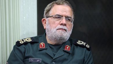 سرلشکر ایزدی: دشمن از ملت بزرگ ایران شکست خورده؛ تسلیم نمیشویم / اخبار سیاسی روز , اخبار نیروهای مسلح ایران
