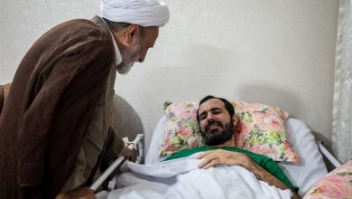دیدار اعضای دفتر حفظ و نشر آثار رهبر شهید با جانباز جنگ رمضان / اخبار سیاسی روز , اخبار نهادهای امنیتی ایران