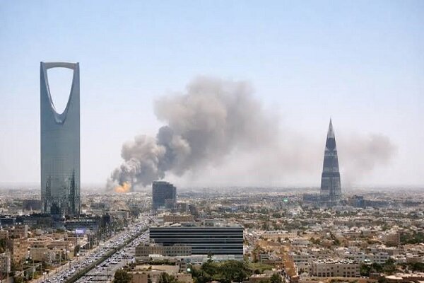انفجاری مهیب در فرودگاه ملک خالد در ریاض