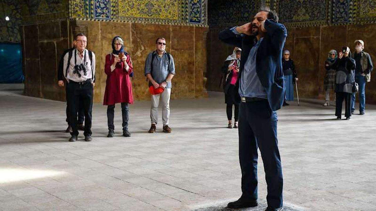 اصلاح دستورالعمل کارت ریالی گردشگری؛ رفع چالشهای عملیاتی و تسهیل معاملات ارزی برای اتباع خارجی / کارت ریالی گردشگری , بانک مرکزی , مبارزه با پولشویی , گردشگران خارجی , صرافیها