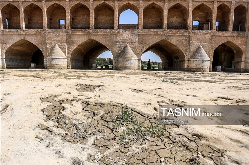 زایندهرود؛ قربانی دو دهه سوءمدیریت و بیتدبیری / اخبار اصفهان - اخبار استانها
