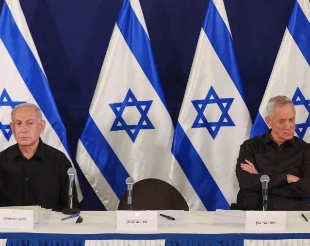 התגברות חילוקי הדעות בין מנהיגים ציונים על מלחמת עזה/אזהרה מפני קריסת קבינט המלחמה הישראלי