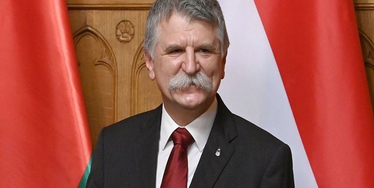 יו"ר הפרלמנט ההונגרי מתח ביקורת קשה על האיחוד האירופי והאו"ם