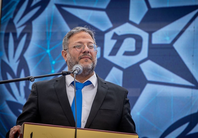 בכיר במשרד לביטחון פנים של המשטר הציוני התפטר/החרפת הביקורת נגד בן גור