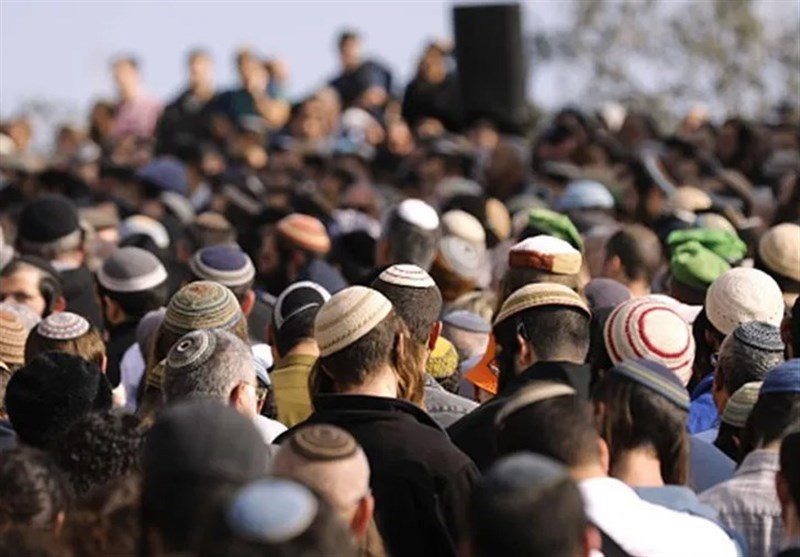 בריחה של מתנחלים ציונים מהפחד מטילי התנגדות בירושלים הכבושה