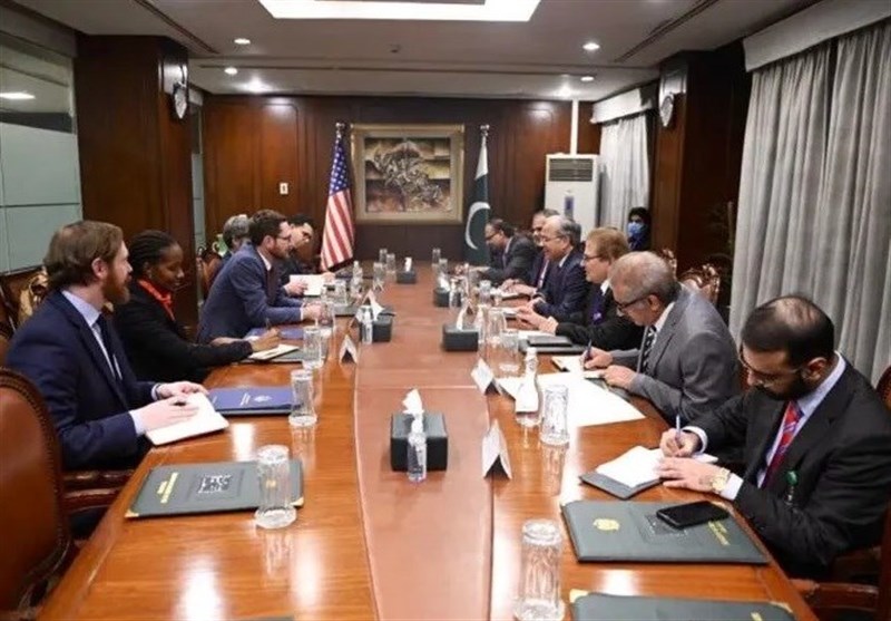 נציג ארה"ב לאפגניסטן: אנו תומכים בפקיסטן במאבק בטרור