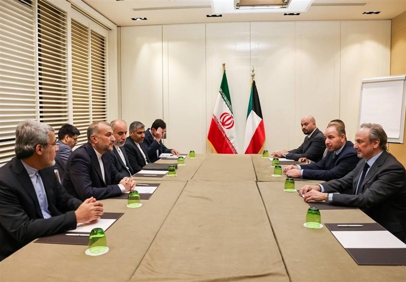 פגישת שרי החוץ של איראן וכווית בז'נבה