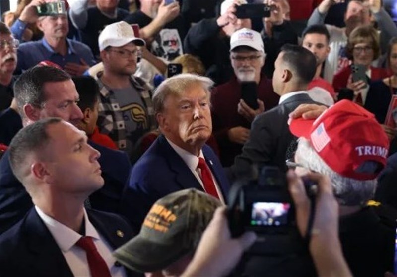 פנייתו של טראמפ לצו האיסור על התקשורת