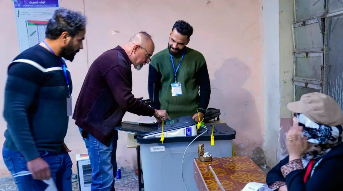 کشور عراق , شیعیان , سید مقتدی صدر , نوری المالکی ,