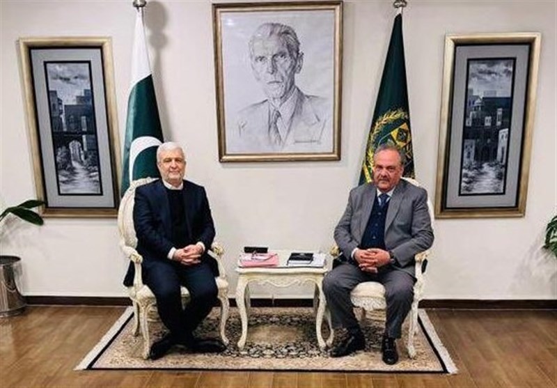 סדר היום של קבוצת הקשר לאפגניסטן התרכז בביקורו של קזמי קומי בפקיסטן