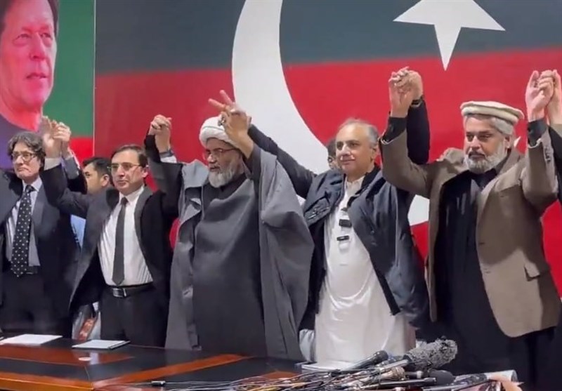 קואליציית “טהריק אינסף” עם שתי מפלגות שיעיות וסוניות להקמת ממשלה בפקיסטן