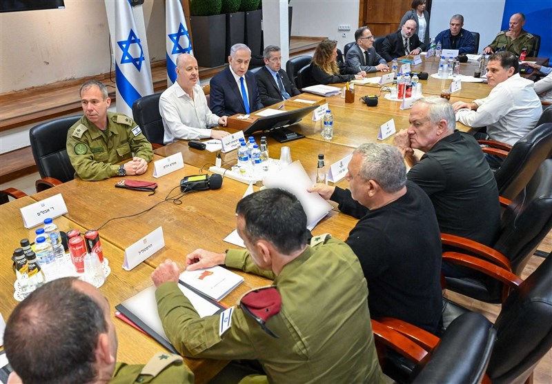 איך חילוקי דעות פנימיים מורידים את הקבינט הציוני על ברכיו?