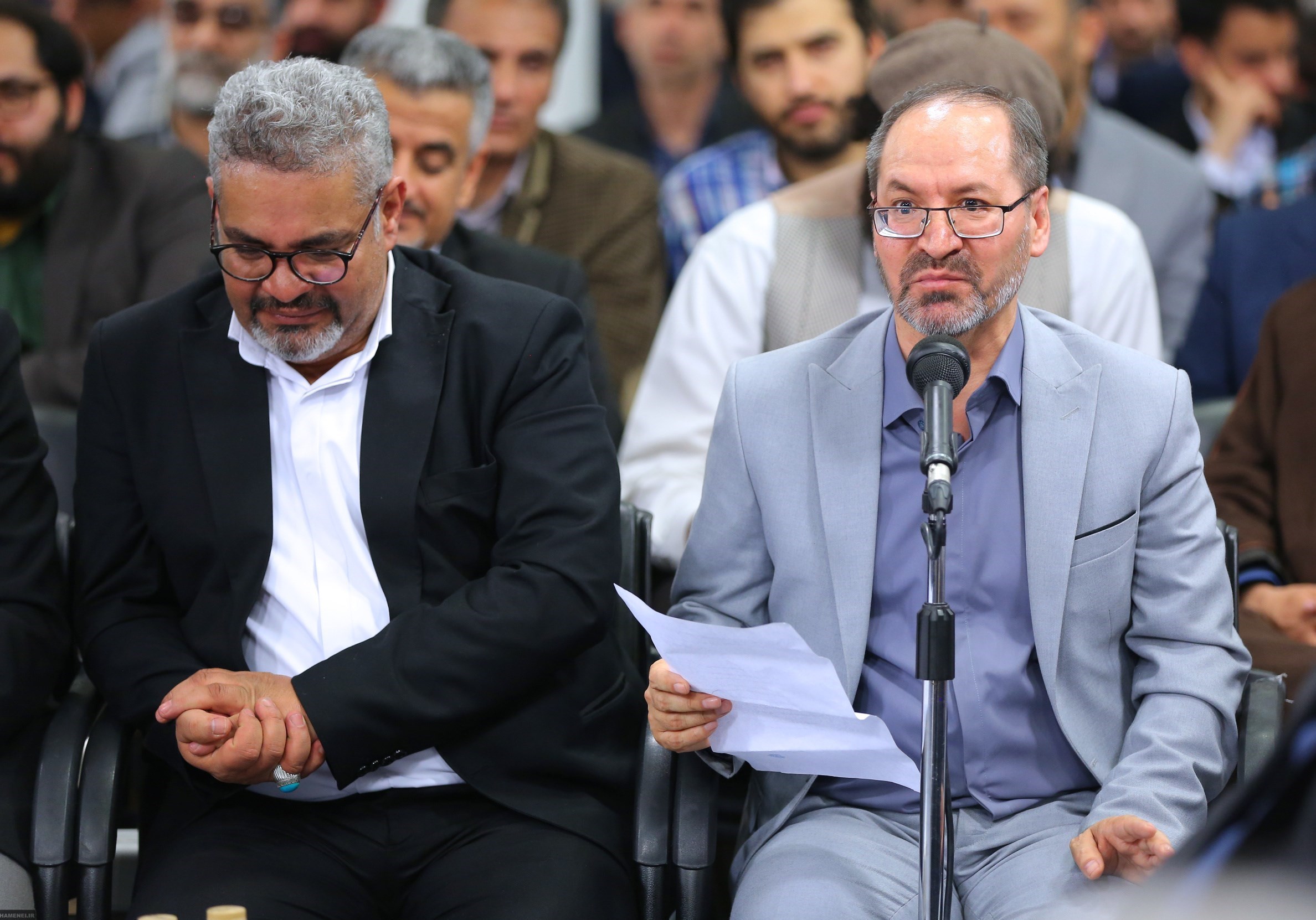 کشور افغانستان , آیتالله سید علی خامنهای , زبان فارسی ,