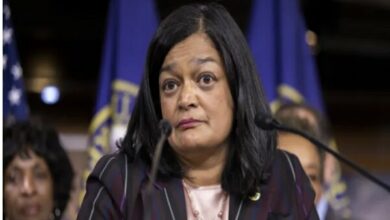 הכרה של הנציג האמריקאי במדיניות הסותרת של ארצו כלפי מלחמת עזה