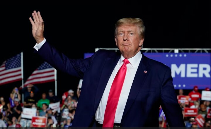 טראמפ: זלנסקי הוא איש המכירות הטוב בהיסטוריה