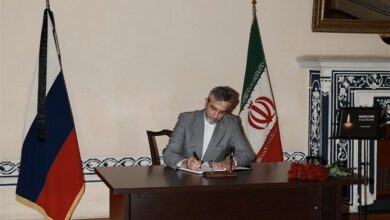 נוכחותו של באגרי בשגרירות רוסיה בטהרן