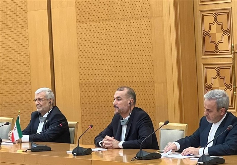 פגישת המשלחות של איראן וטורקמניסטן בראשות שרי החוץ