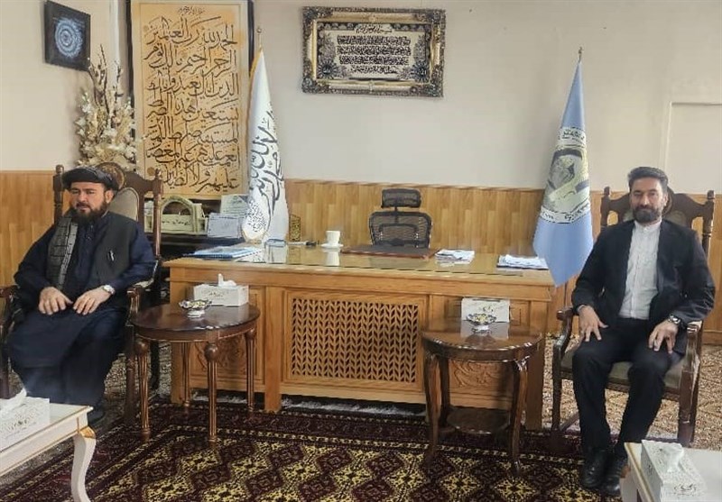 שיתוף הפעולה של איראן עם אפגניסטן במתן מלגות וחוויות תיירותיות