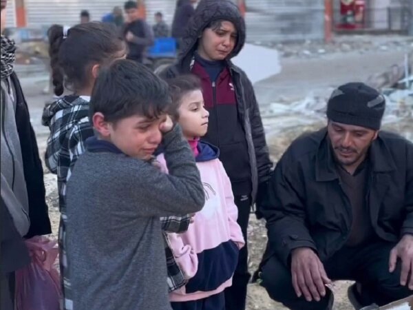 תגובת חמאס להפצצת פליטי עזה בתור האוכל על ידי הציונים