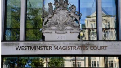 המשטרה הבריטית האשימה שני אנשים בריגול למען סין