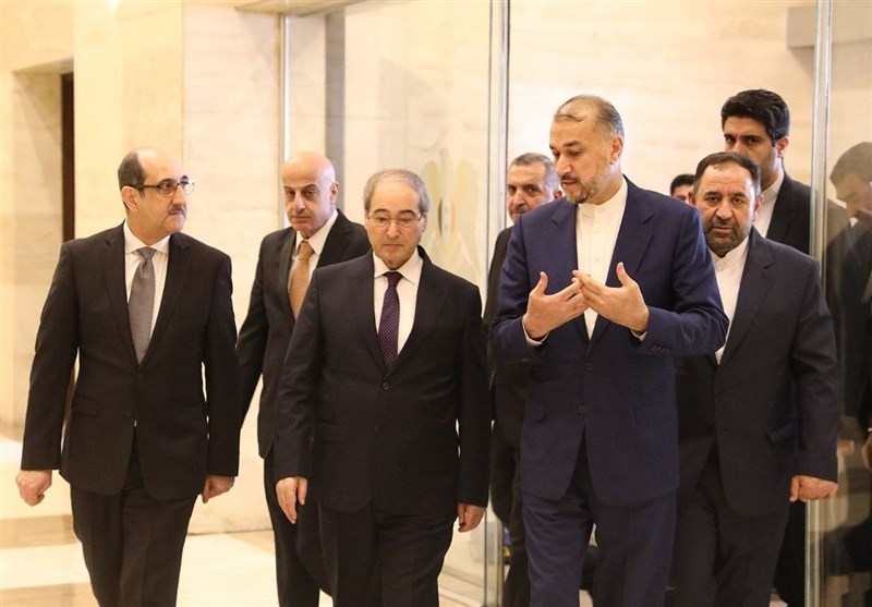 התייעצות של אמיר עבדאללהיאן ומוקדד בנוגע לתקיפה של איראן על ישראל