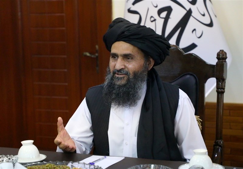 התייעצות של סגנו הכלכלי של ראש ממשלת הטליבאן עם קזמי קומי