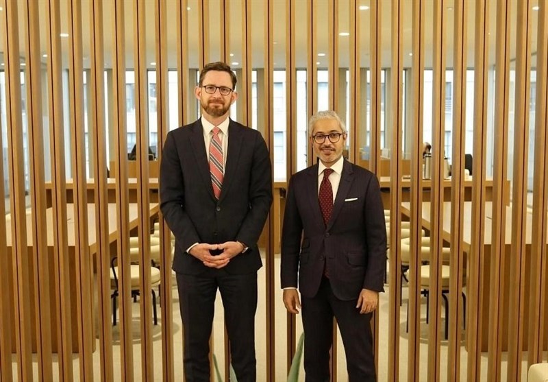 התייעצות של תומס ווסט על מינוי הנציג המיוחד של אפגניסטן בדובאי