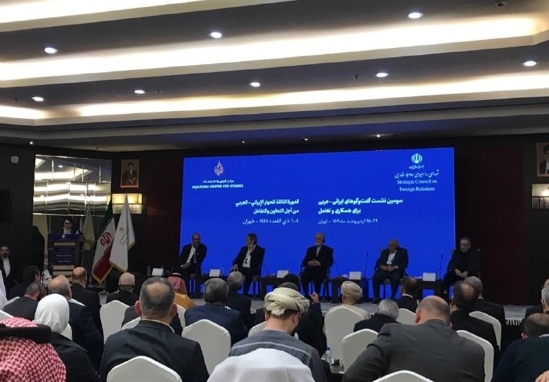 הוגה דעות פלסטיני: המערב לא רוצה שאיראן והערבים ינצחו