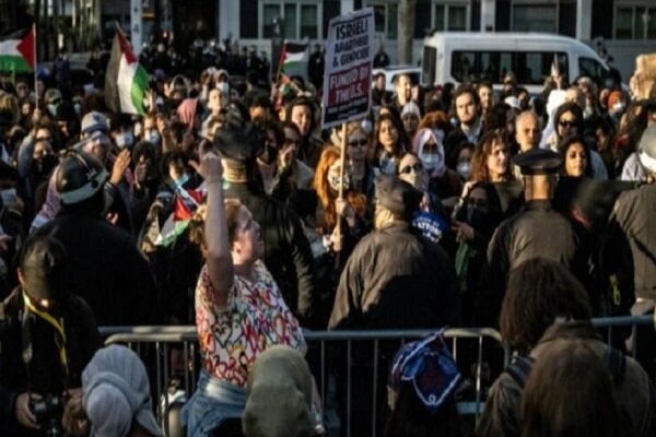 ישראל הכניעה את מרד הסטודנטים בדבלין/אוניברסיטת לוזאן התחנה הבאה