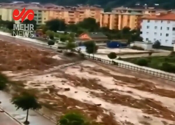 קורבנות השיטפונות בקניה גדלו ל-228 אנשים + וידאו