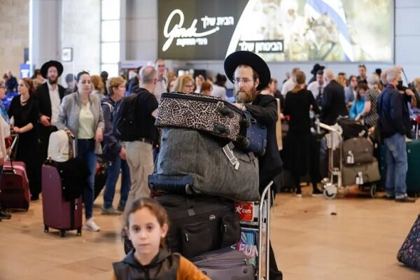 הבעת דאגתו של הפקיד הציוני לשעבר מבריחת המתנחלים