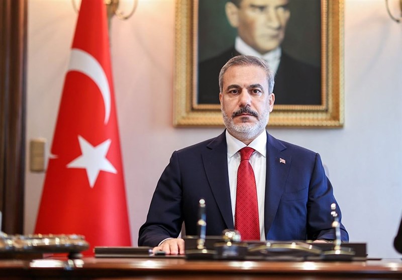 כמה מחבריו של ארדואן מודאגים מהשפעתו של האקן פידן