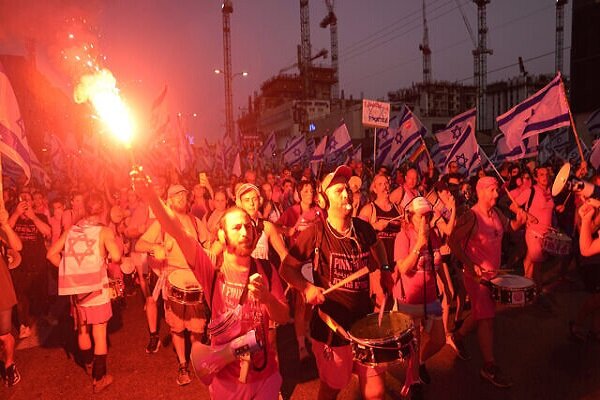 פצצת עשן התגלתה ליד ביתו של נתניהו