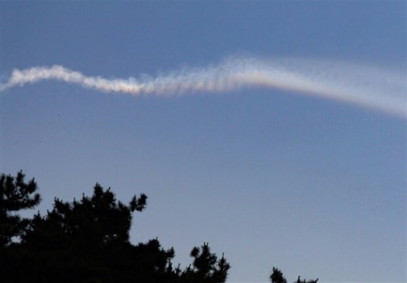 צפון קוריאה ירתה טיל רב-ראשי נפץ