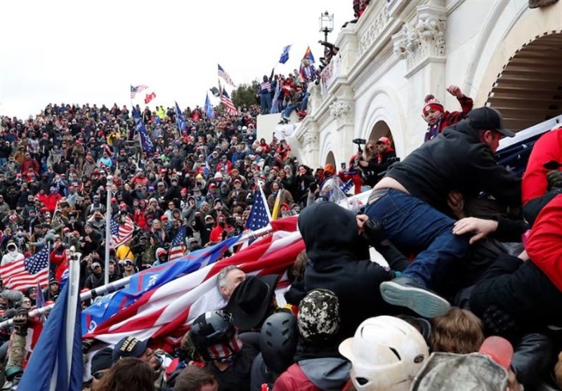 שיתוף הפעולה של בית המשפט העליון האמריקני עם טראמפ במקרה של תקיפת הקונגרס