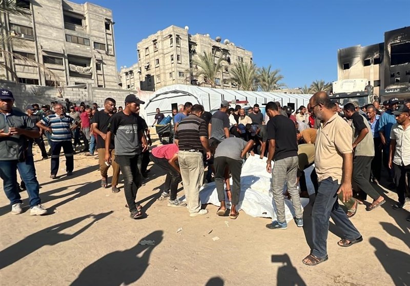 אכזריות ישראלית בחאן יונס/עקירה של 150,000 איש ביום אחד