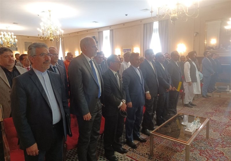 הנצחה ליום השנה להפצצה הכימית של סרדשט בנוכחות באגרי