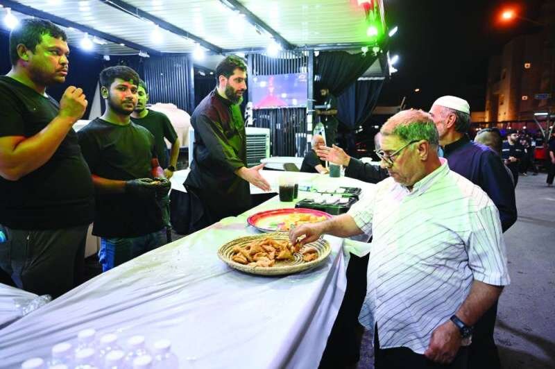 محرم در کویت؛ از حضور اهل تسنن کنار شیعیان تا محدودیتهای عزاداری