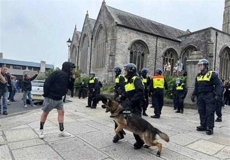 6,000 כוחות משטרה בריטיים נמצאים בכוננות