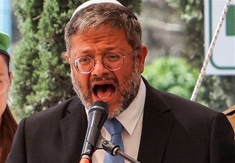 שולח חבילה חשודה לביתו של בן גויר