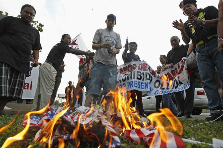 שריפת הדגל האמריקאי בפנמה