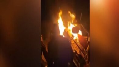 כובשים ציונים הציתו את ציודם הצבאי בזמן שהם נסוגים מציר נטסרים עזה