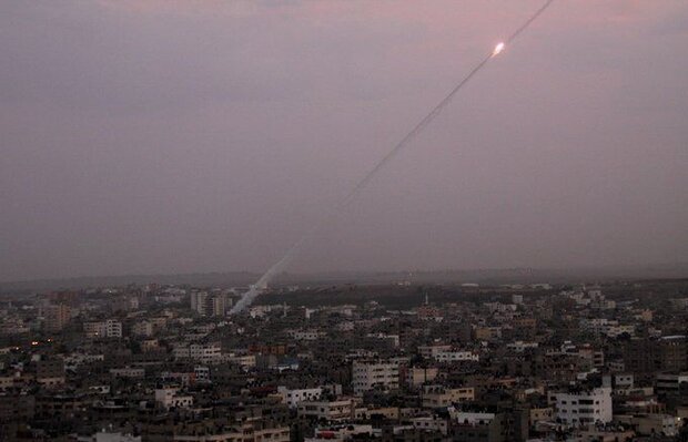 התקפת טילי התנגדות פלסטינית על השטחים הכבושים