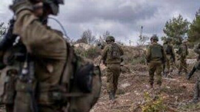 חיילי המשטר הציוני פשטו על פרוורי קוניטרה וחטפו שלושה צעירים סורים /סוריה , קוניטרה , המשטר הציוני , חטיפות , פשיטות צבאיות