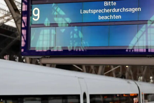 מתקפה סייברית שיבשה את תשתיות הרכבת בגרמניה /מתקפת סייבר , גרמניה , רכבות , תשתיות , תעבורה