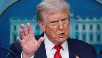 President Trump Warns Zelensky Risks Losing Path to Peace with Russia /Donald Trump , Volodymyr Zelensky , Russia Ukraine conflict , Peace Negotiations , US Politics