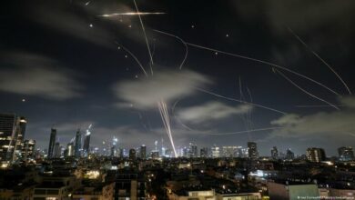 Iran Launches Missile Strikes on Central Israel Following Ceasefire Violations /Iran , Israel , missile attack , ceasefire , United States
