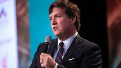 Tucker Carlson Highlights US Military's Inability to Secure Strait of Hormuz /Tucker Carlson , Strait of Hormuz , US military , Iran , geopolitical limitations