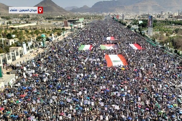 Yemen Witnesses Massive Protests Condemning Trump's Remarks, Celebrating Iran and Hezbollah Victories /Yemen , Donald Trump , Mecca , Iran , Hezbollah